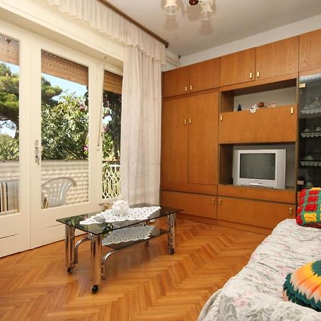 Apartments With A Parking Space Umag - 7066 Ngoại thất bức ảnh