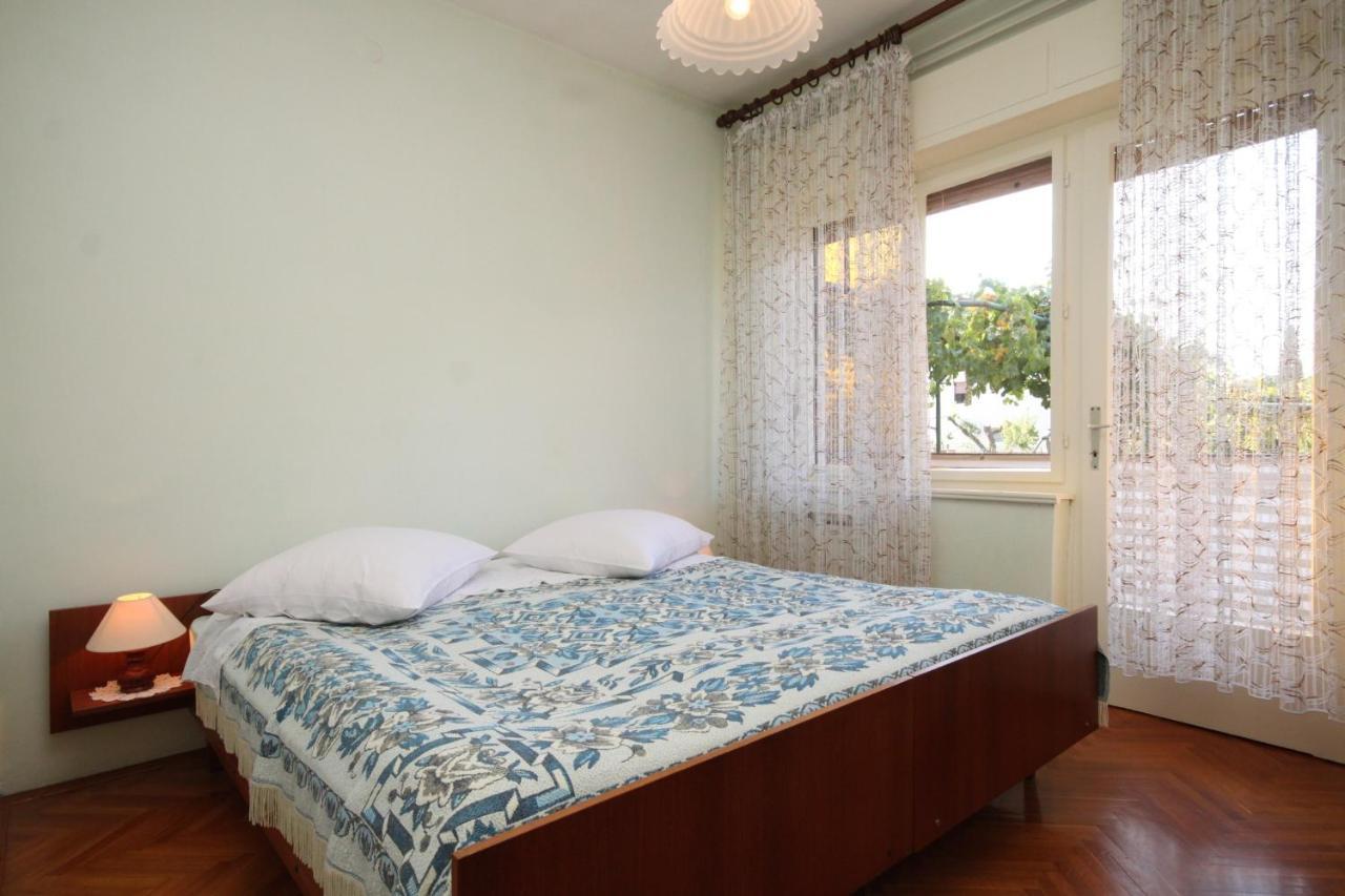 Apartments With A Parking Space Umag - 7066 Ngoại thất bức ảnh