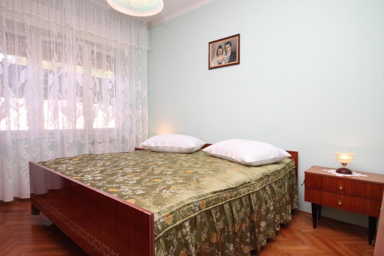Apartments With A Parking Space Umag - 7066 Ngoại thất bức ảnh